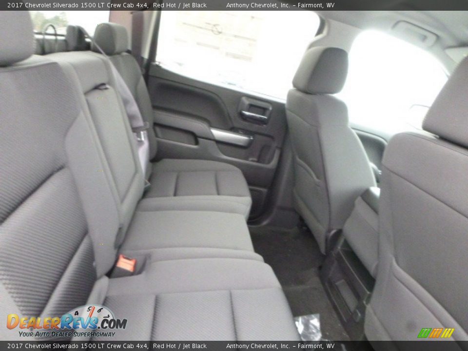 2017 Chevrolet Silverado 1500 LT Crew Cab 4x4 Red Hot / Jet Black Photo #5
