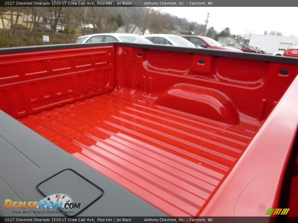 2017 Chevrolet Silverado 1500 LT Crew Cab 4x4 Red Hot / Jet Black Photo #6