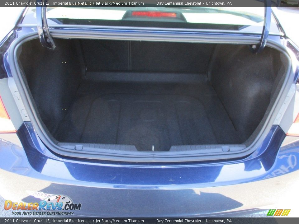 2011 Chevrolet Cruze LS Imperial Blue Metallic / Jet Black/Medium Titanium Photo #14