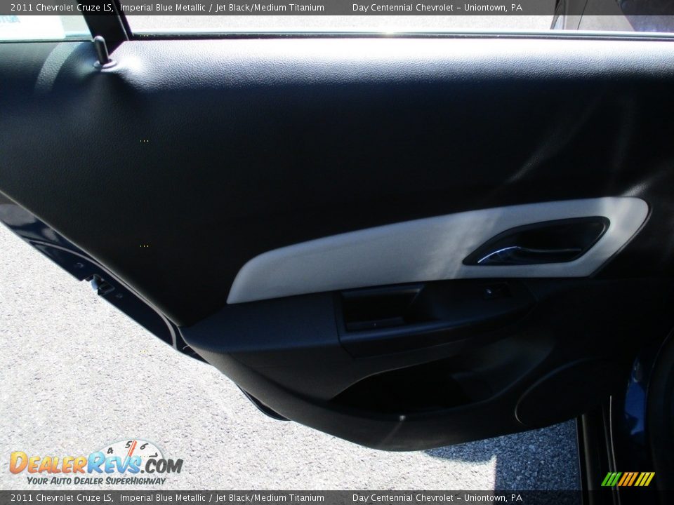 2011 Chevrolet Cruze LS Imperial Blue Metallic / Jet Black/Medium Titanium Photo #20