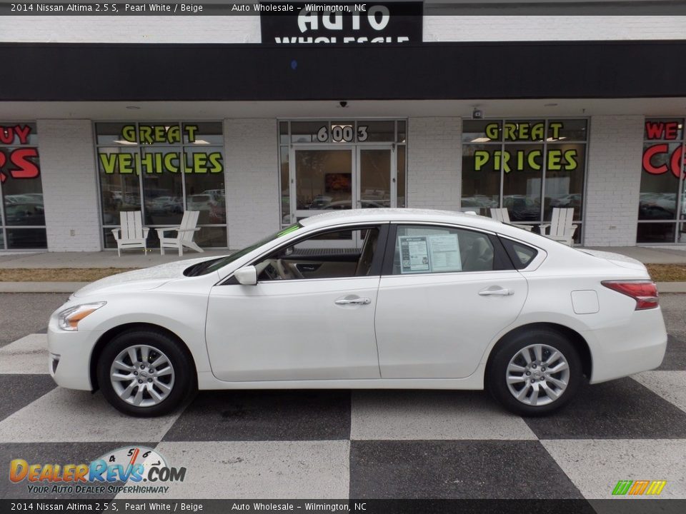 2014 Nissan Altima 2.5 S Pearl White / Beige Photo #1