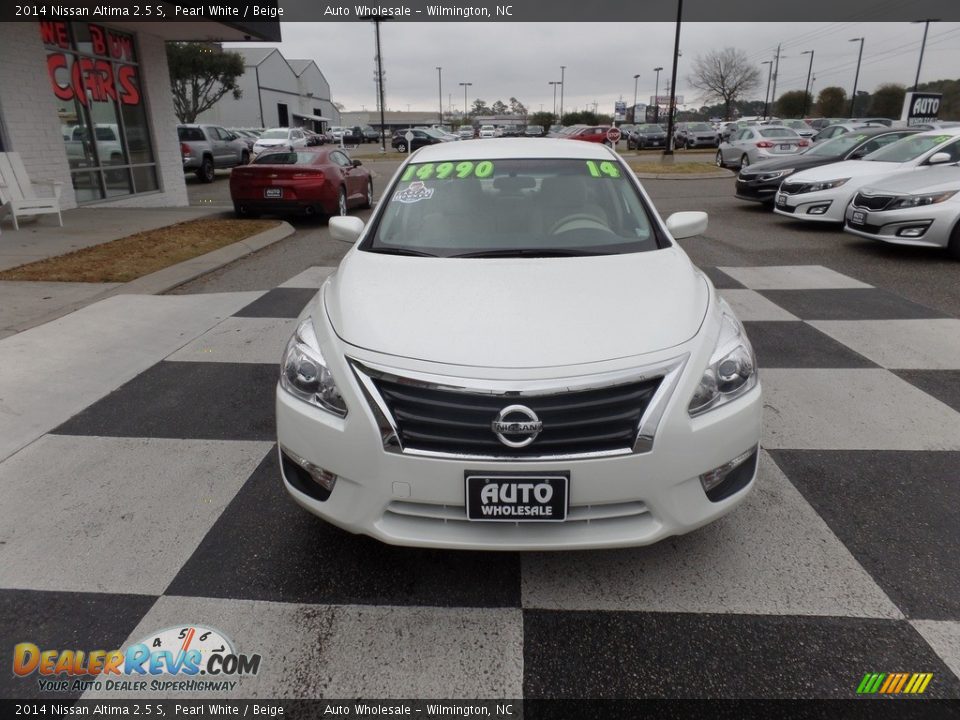 2014 Nissan Altima 2.5 S Pearl White / Beige Photo #2