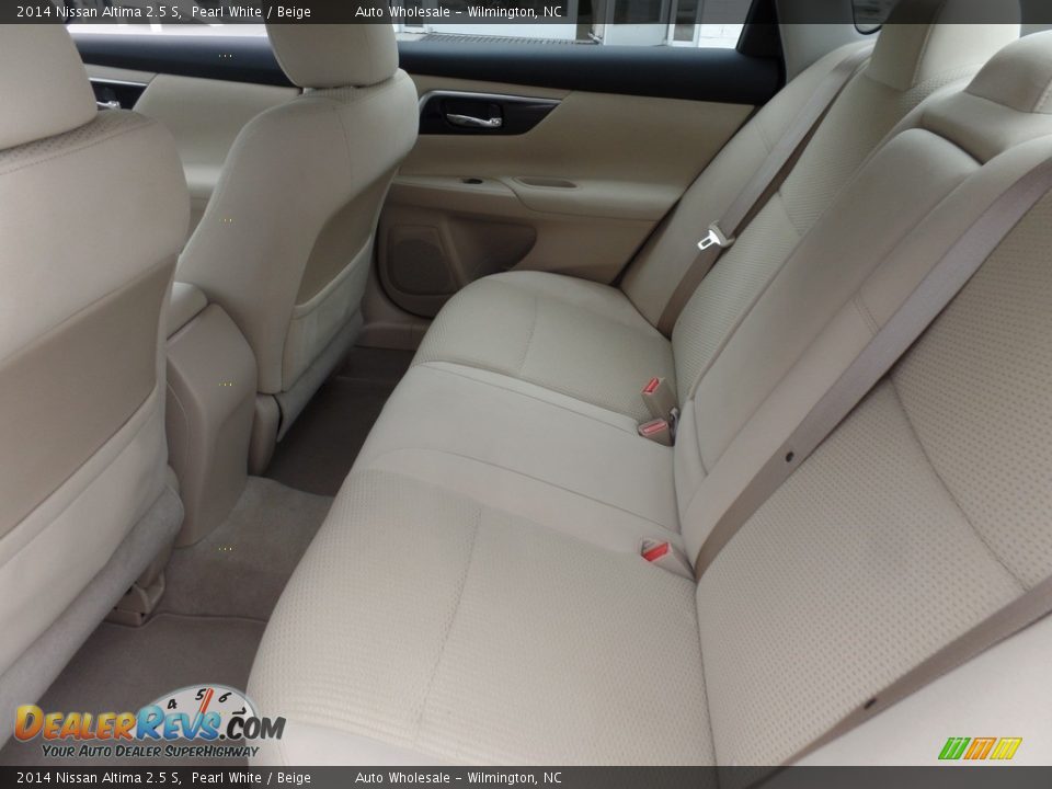 2014 Nissan Altima 2.5 S Pearl White / Beige Photo #12