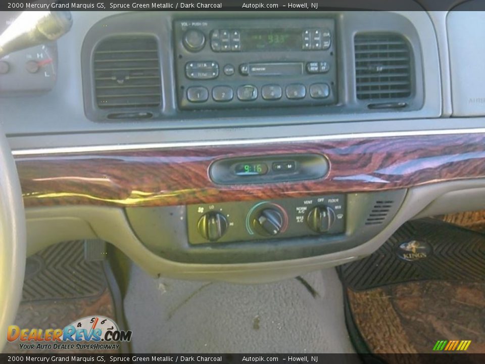 2000 Mercury Grand Marquis GS Spruce Green Metallic / Dark Charcoal Photo #4
