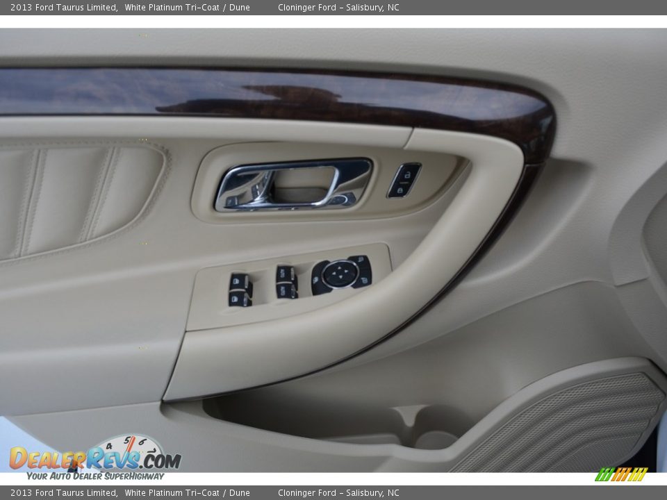 2013 Ford Taurus Limited White Platinum Tri-Coat / Dune Photo #8