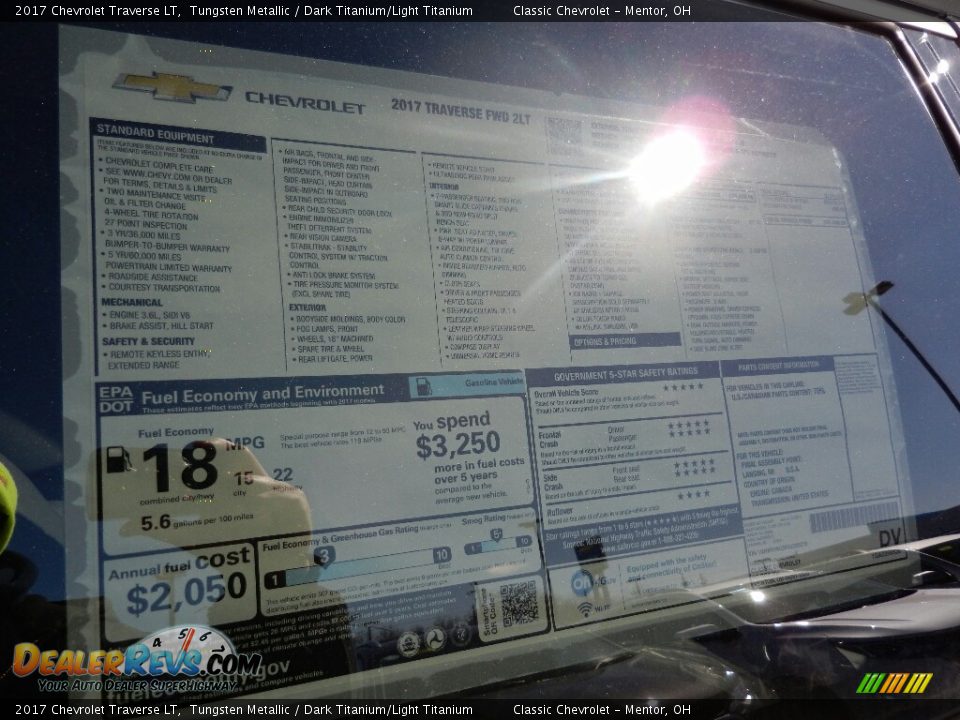2017 Chevrolet Traverse LT Tungsten Metallic / Dark Titanium/Light Titanium Photo #6