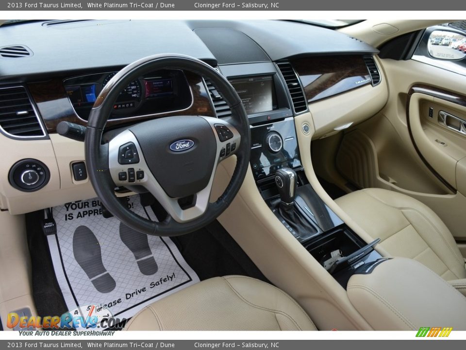 2013 Ford Taurus Limited White Platinum Tri-Coat / Dune Photo #11