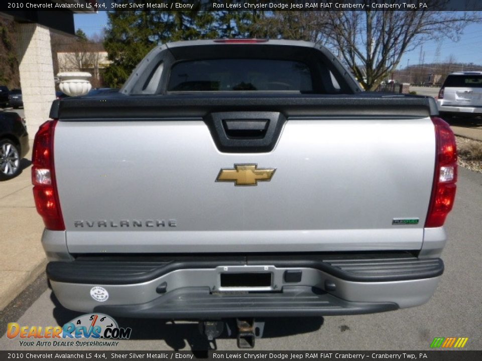 2010 Chevrolet Avalanche LS 4x4 Sheer Silver Metallic / Ebony Photo #8