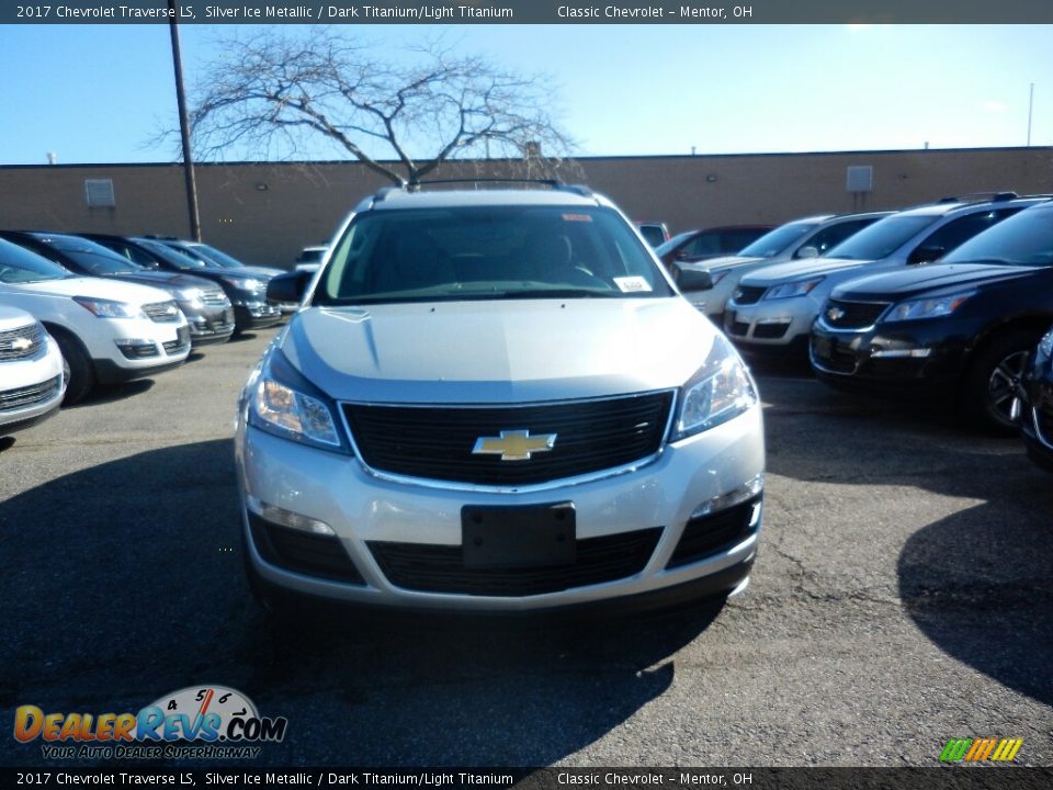 2017 Chevrolet Traverse LS Silver Ice Metallic / Dark Titanium/Light Titanium Photo #2
