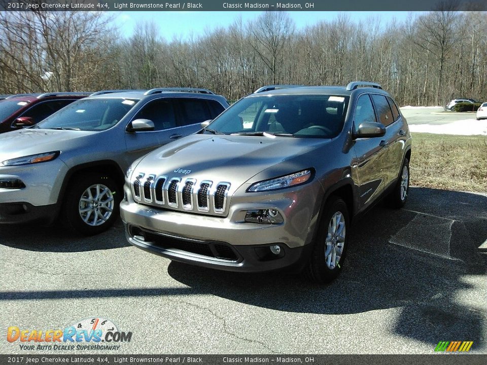 2017 Jeep Cherokee Latitude 4x4 Light Brownstone Pearl / Black Photo #1