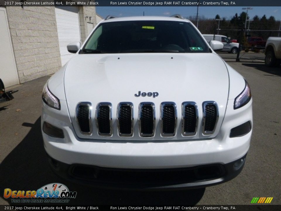 2017 Jeep Cherokee Latitude 4x4 Bright White / Black Photo #7