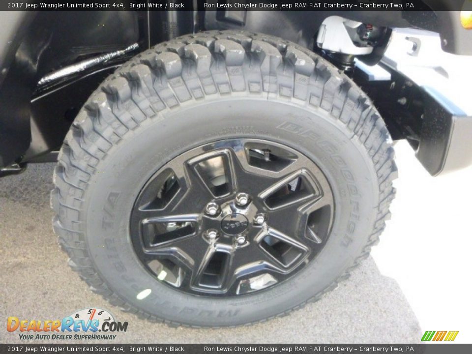 2017 Jeep Wrangler Unlimited Sport 4x4 Bright White / Black Photo #9