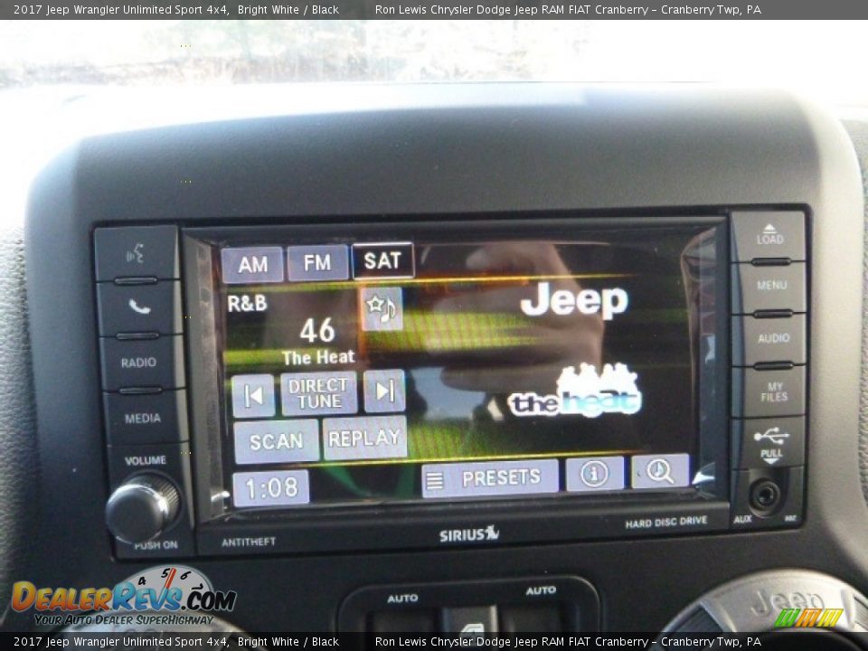 2017 Jeep Wrangler Unlimited Sport 4x4 Bright White / Black Photo #17