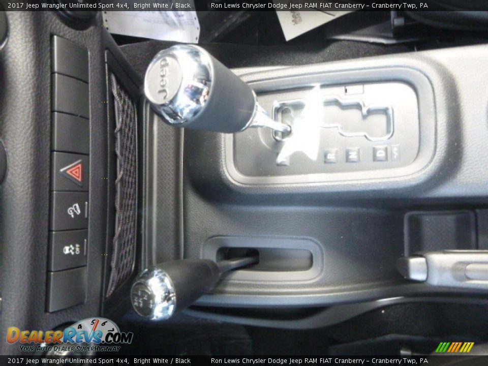 2017 Jeep Wrangler Unlimited Sport 4x4 Bright White / Black Photo #20