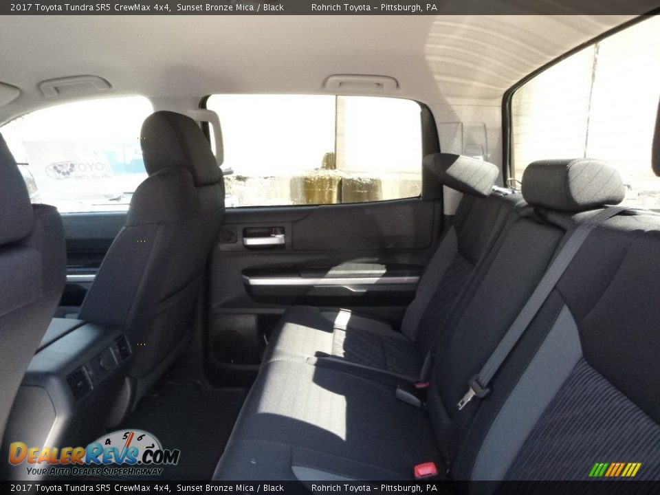 2017 Toyota Tundra SR5 CrewMax 4x4 Sunset Bronze Mica / Black Photo #7