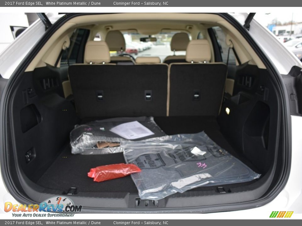 2017 Ford Edge SEL White Platinum Metallic / Dune Photo #9