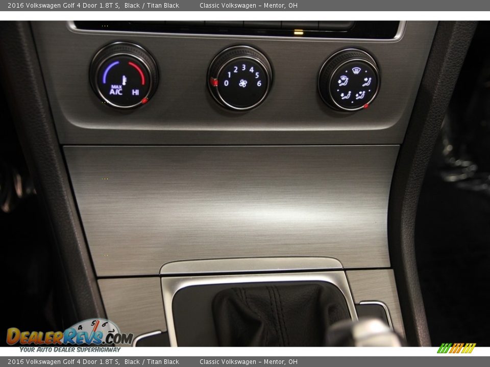 2016 Volkswagen Golf 4 Door 1.8T S Black / Titan Black Photo #13