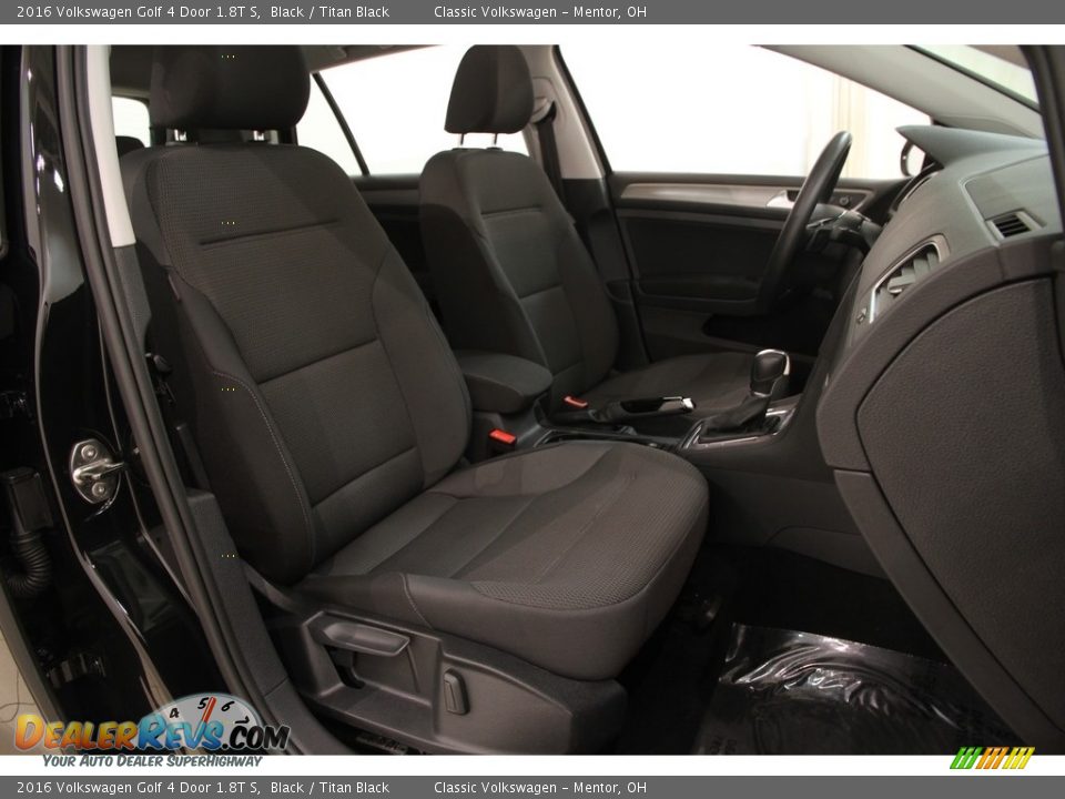 2016 Volkswagen Golf 4 Door 1.8T S Black / Titan Black Photo #16