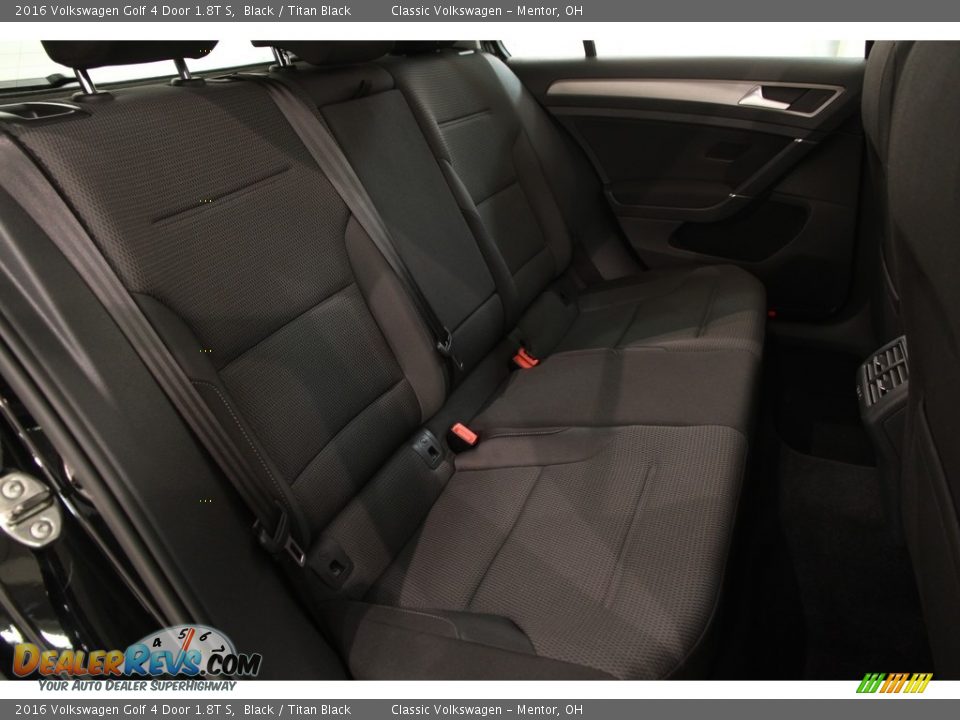 2016 Volkswagen Golf 4 Door 1.8T S Black / Titan Black Photo #17