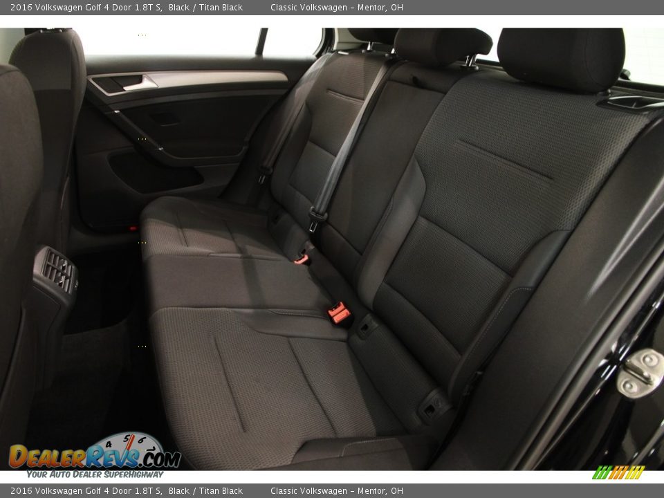 2016 Volkswagen Golf 4 Door 1.8T S Black / Titan Black Photo #18