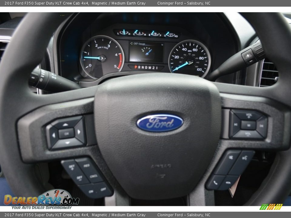 2017 Ford F350 Super Duty XLT Crew Cab 4x4 Magnetic / Medium Earth Gray Photo #19