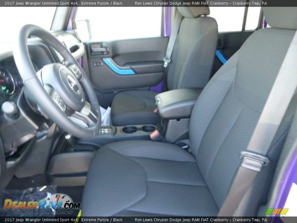 2017 Jeep Wrangler Unlimited Sport 4x4 Extreme Purple / Black Photo #14