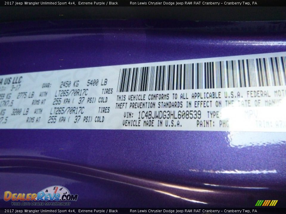 2017 Jeep Wrangler Unlimited Sport 4x4 Extreme Purple / Black Photo #16