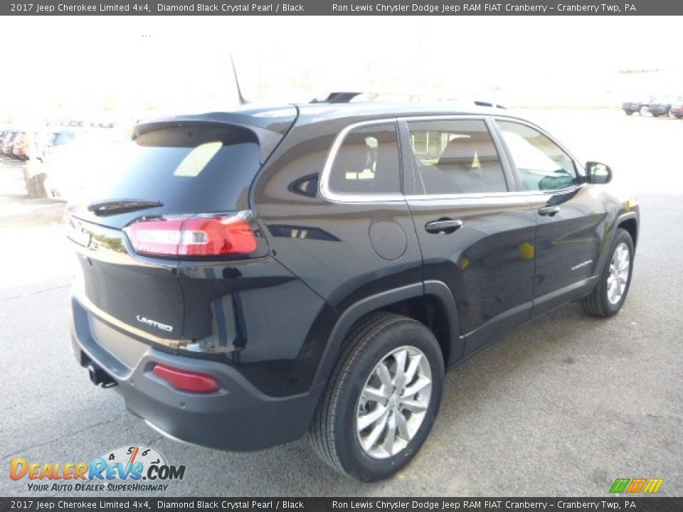 2017 Jeep Cherokee Limited 4x4 Diamond Black Crystal Pearl / Black Photo #5