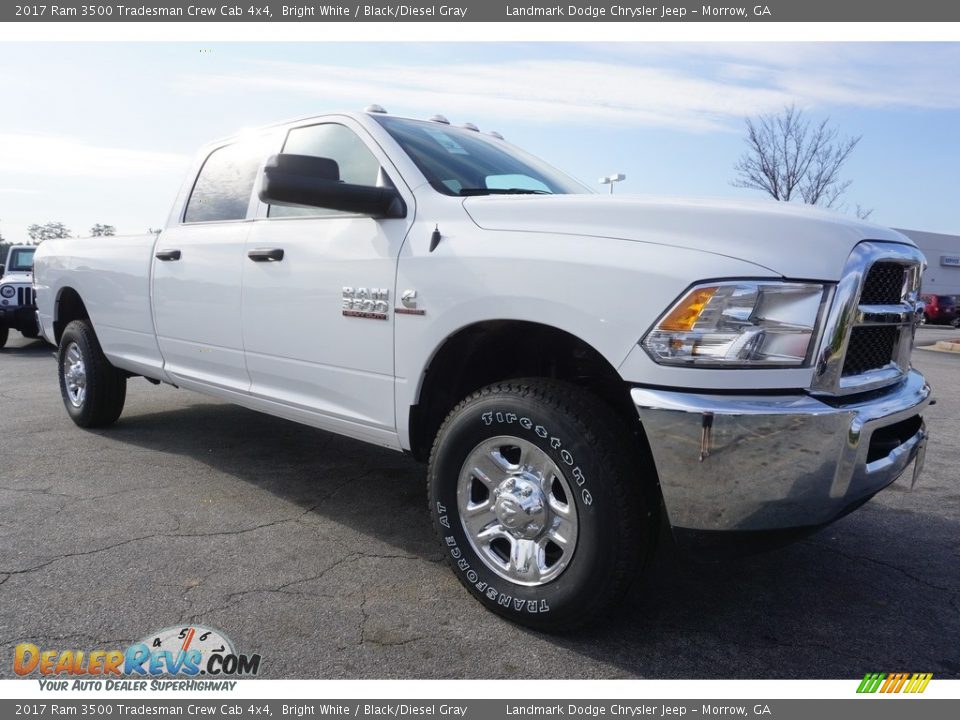 2017 Ram 3500 Tradesman Crew Cab 4x4 Bright White / Black/Diesel Gray Photo #4