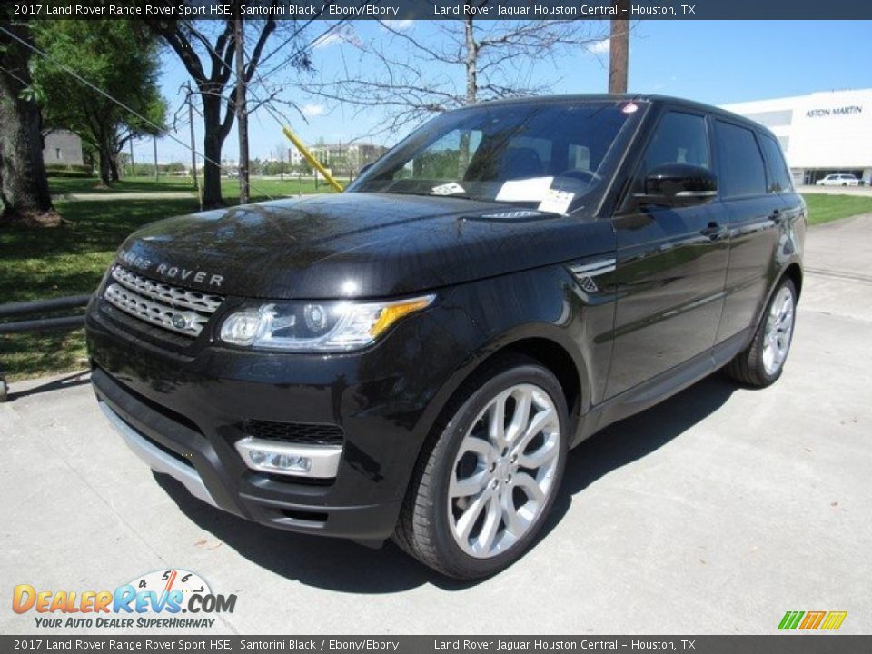 Front 3/4 View of 2017 Land Rover Range Rover Sport HSE Photo #10