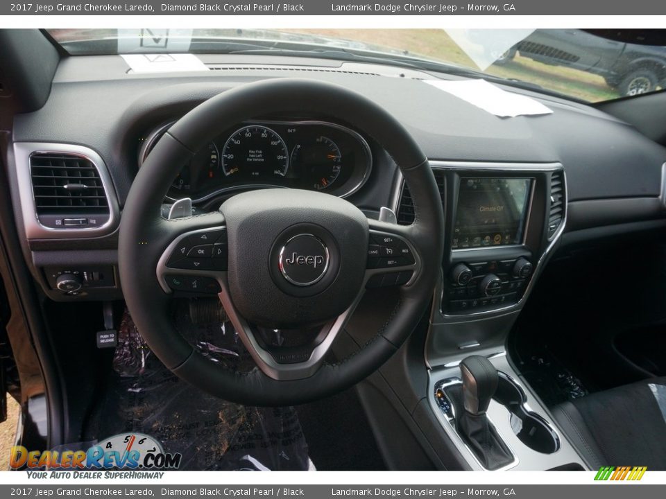 2017 Jeep Grand Cherokee Laredo Diamond Black Crystal Pearl / Black Photo #5