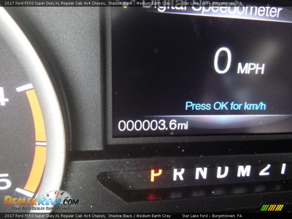 2017 Ford F550 Super Duty XL Regular Cab 4x4 Chassis Shadow Black / Medium Earth Gray Photo #20