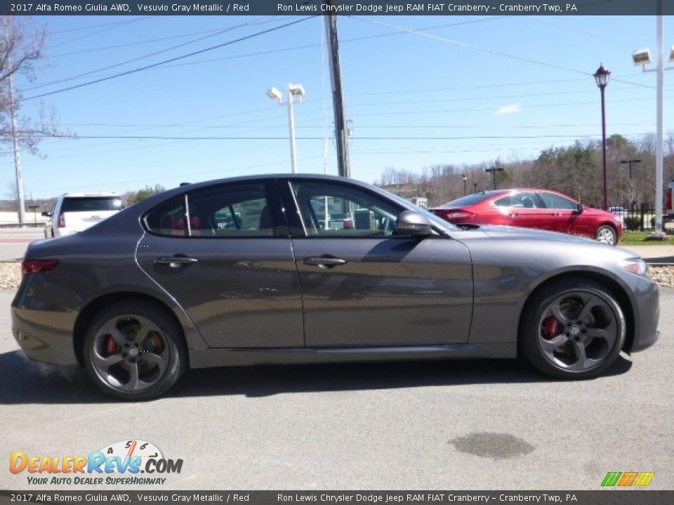 2017 Alfa Romeo Giulia AWD Vesuvio Gray Metallic / Red Photo #9
