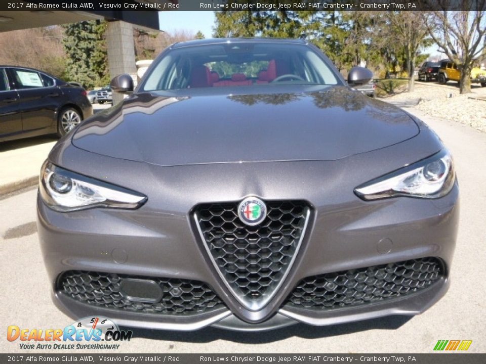 Vesuvio Gray Metallic 2017 Alfa Romeo Giulia AWD Photo #11