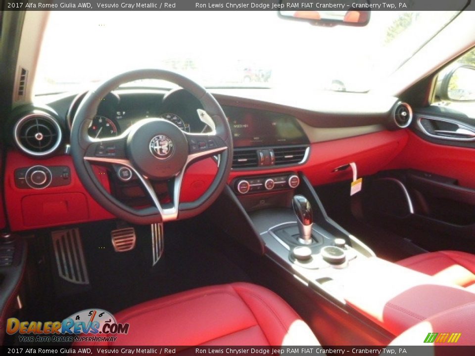 Red Interior - 2017 Alfa Romeo Giulia AWD Photo #19