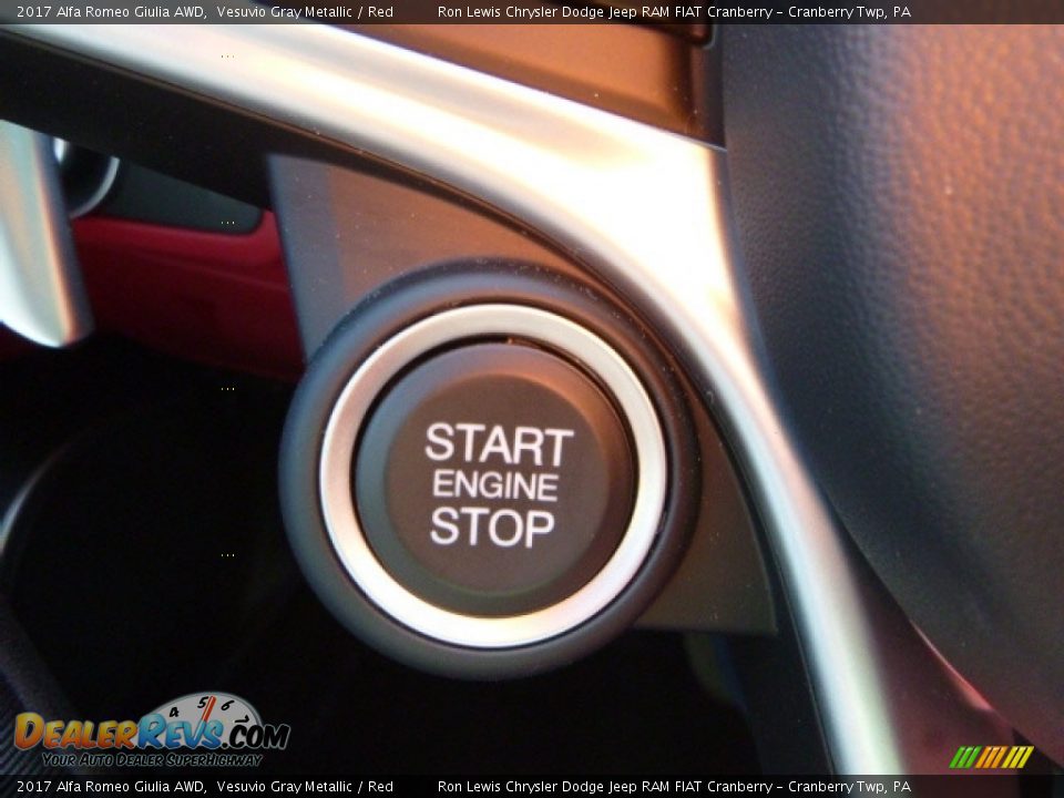 2017 Alfa Romeo Giulia AWD Vesuvio Gray Metallic / Red Photo #29