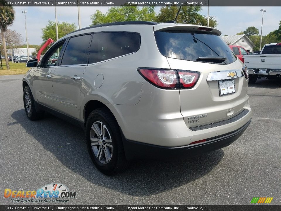 2017 Chevrolet Traverse LT Champagne Silver Metallic / Ebony Photo #3