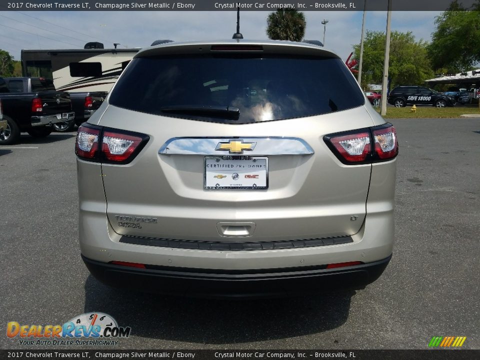 2017 Chevrolet Traverse LT Champagne Silver Metallic / Ebony Photo #4