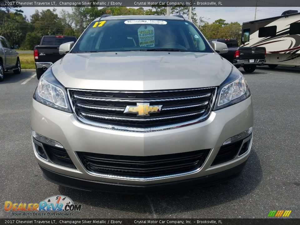 2017 Chevrolet Traverse LT Champagne Silver Metallic / Ebony Photo #8