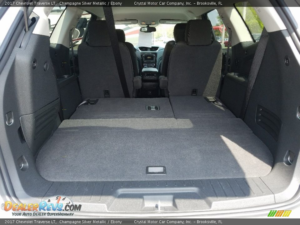 2017 Chevrolet Traverse LT Champagne Silver Metallic / Ebony Photo #19