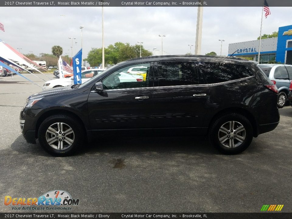 2017 Chevrolet Traverse LT Mosaic Black Metallic / Ebony Photo #2