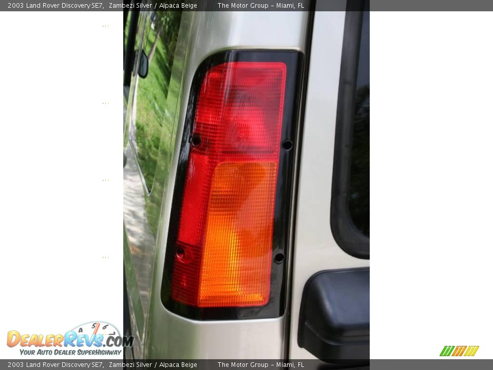 2003 Land Rover Discovery SE7 Zambezi Silver / Alpaca Beige Photo #31