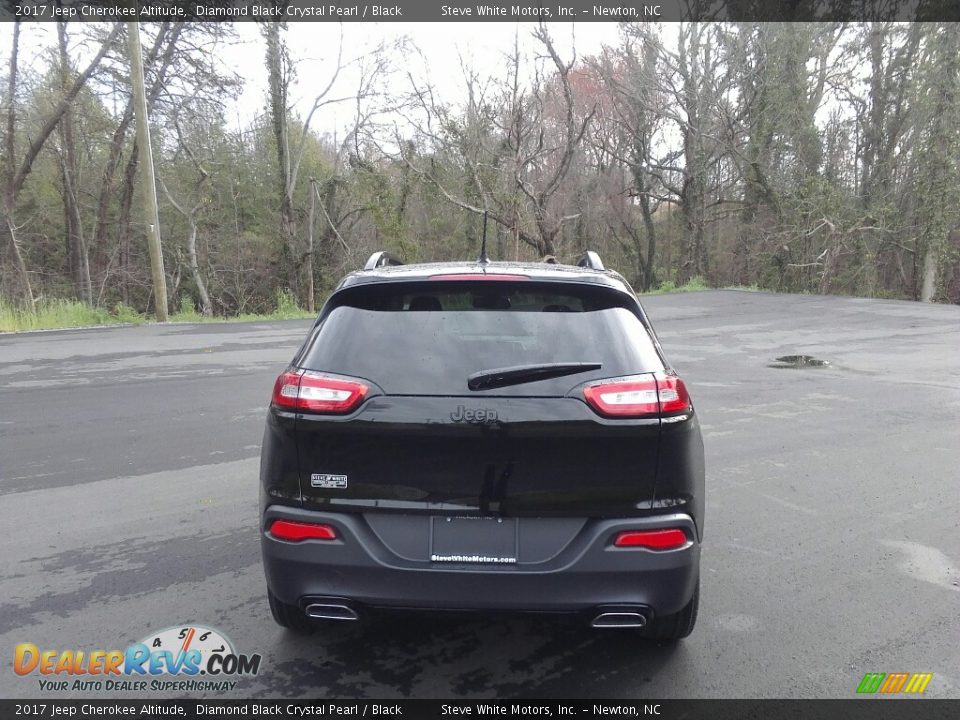 2017 Jeep Cherokee Altitude Diamond Black Crystal Pearl / Black Photo #7