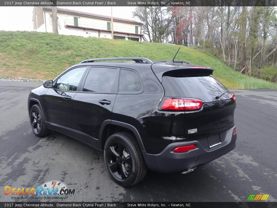 2017 Jeep Cherokee Altitude Diamond Black Crystal Pearl / Black Photo #8