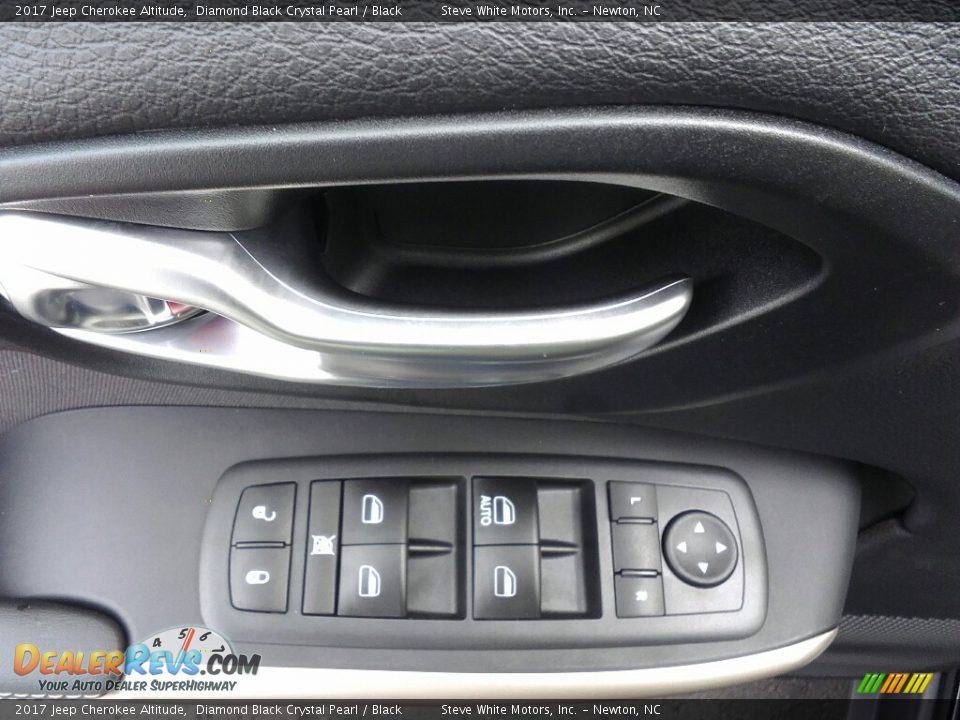 2017 Jeep Cherokee Altitude Diamond Black Crystal Pearl / Black Photo #10
