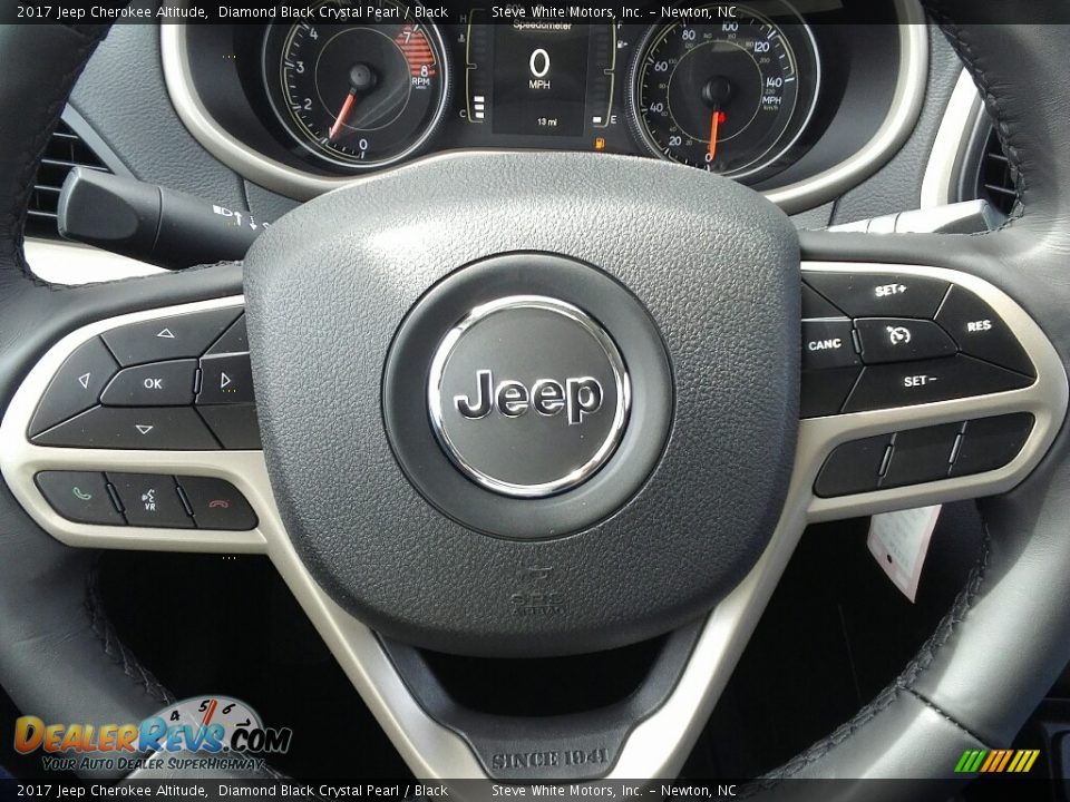 2017 Jeep Cherokee Altitude Diamond Black Crystal Pearl / Black Photo #11
