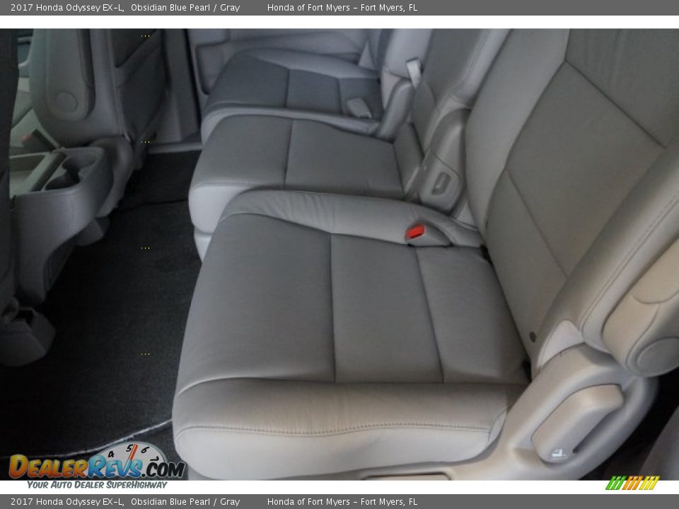2017 Honda Odyssey EX-L Obsidian Blue Pearl / Gray Photo #18
