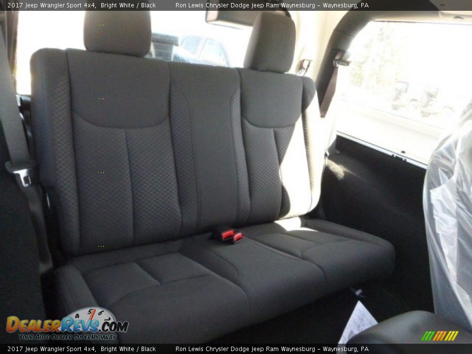 2017 Jeep Wrangler Sport 4x4 Bright White / Black Photo #12