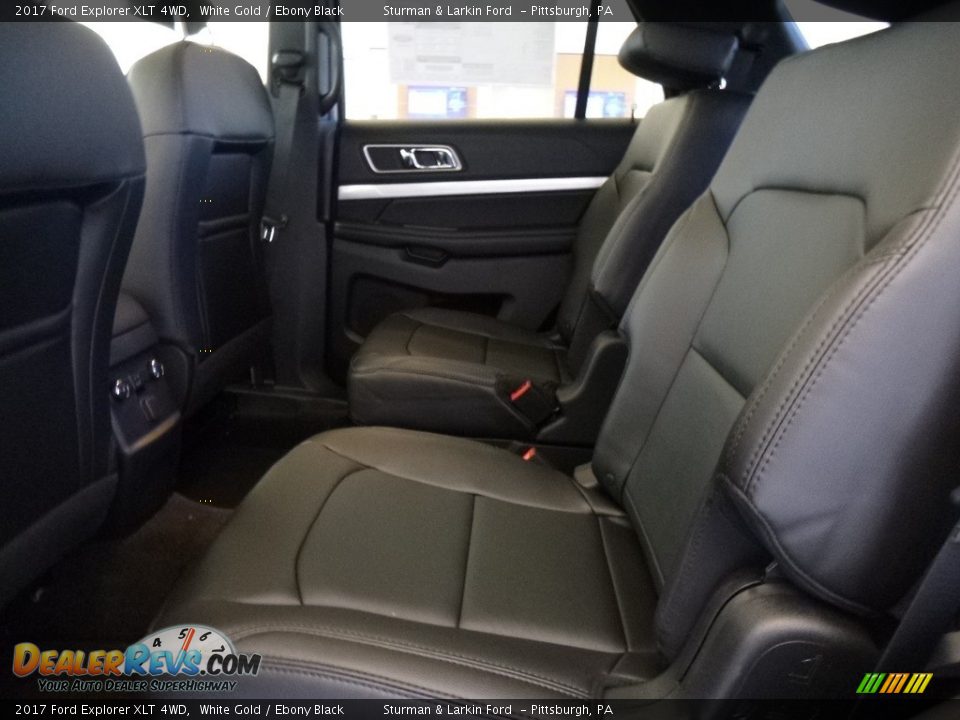 2017 Ford Explorer XLT 4WD White Gold / Ebony Black Photo #8
