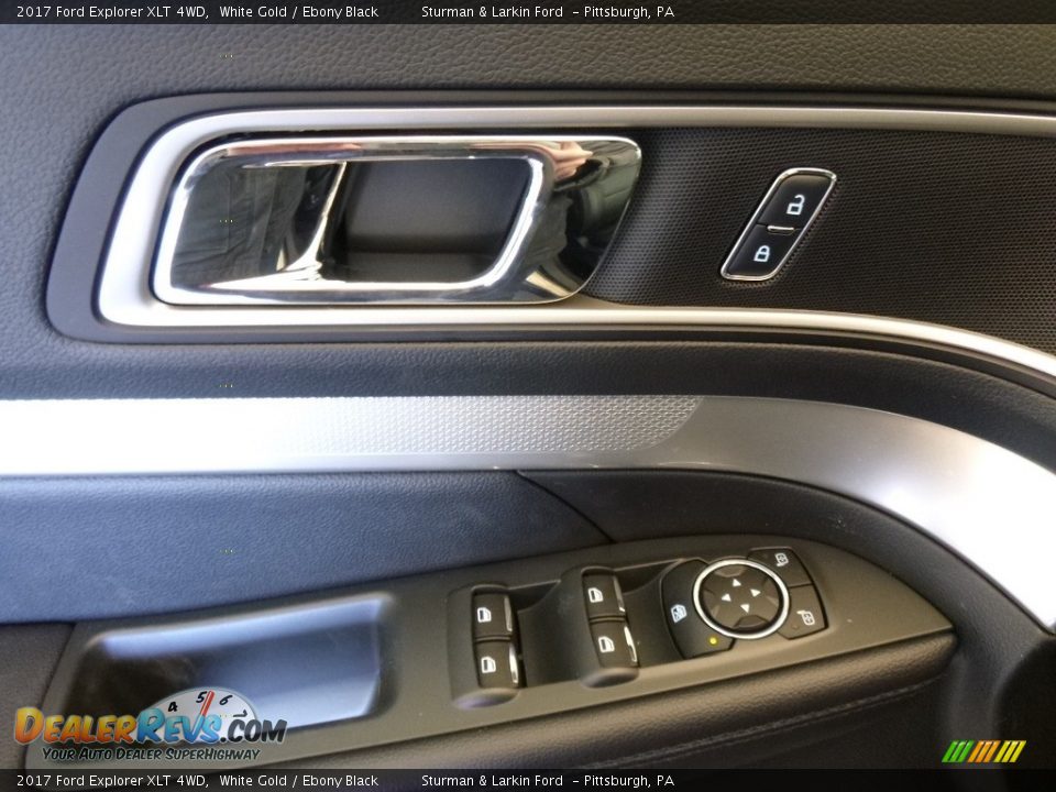 2017 Ford Explorer XLT 4WD White Gold / Ebony Black Photo #10